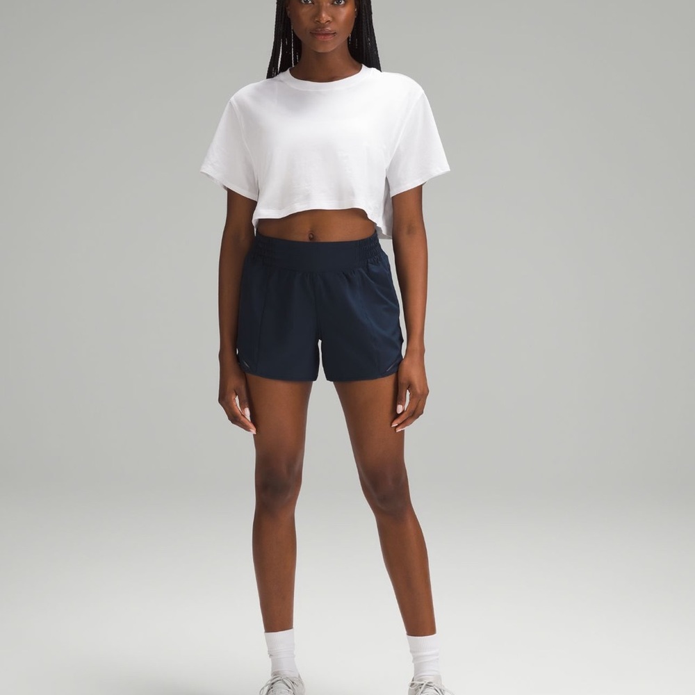NAVY - Lululemon 4” hotty hot shorts